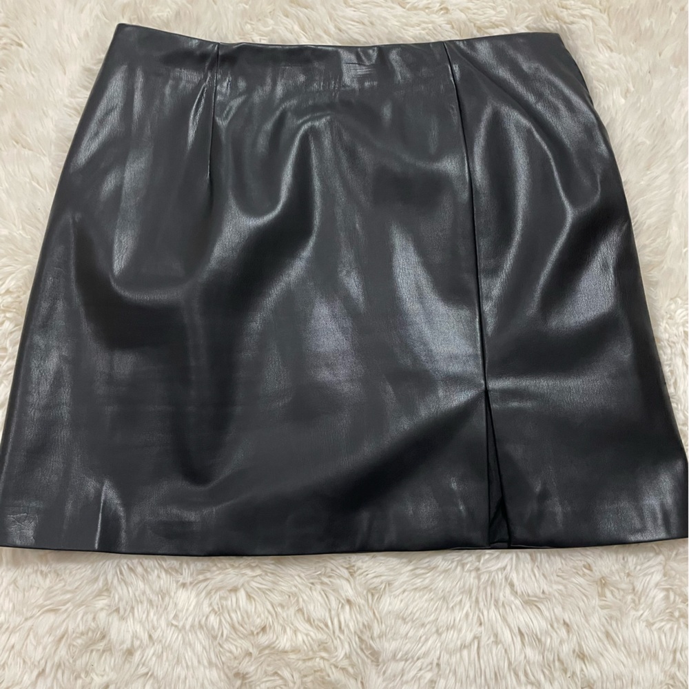 OAK + FORT Black Pleated Pencil Mini Skirt